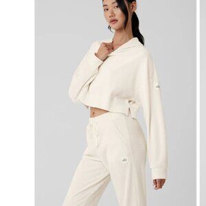 Alo Yoga Muse Sweatpant Ivory